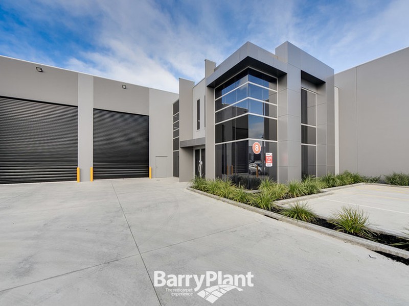 8 Carmart Way Pakenham , 3810