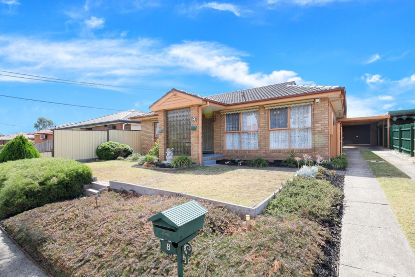 8 Allenby Place Gladstone Park, VIC 3043 Sold Barry Plant