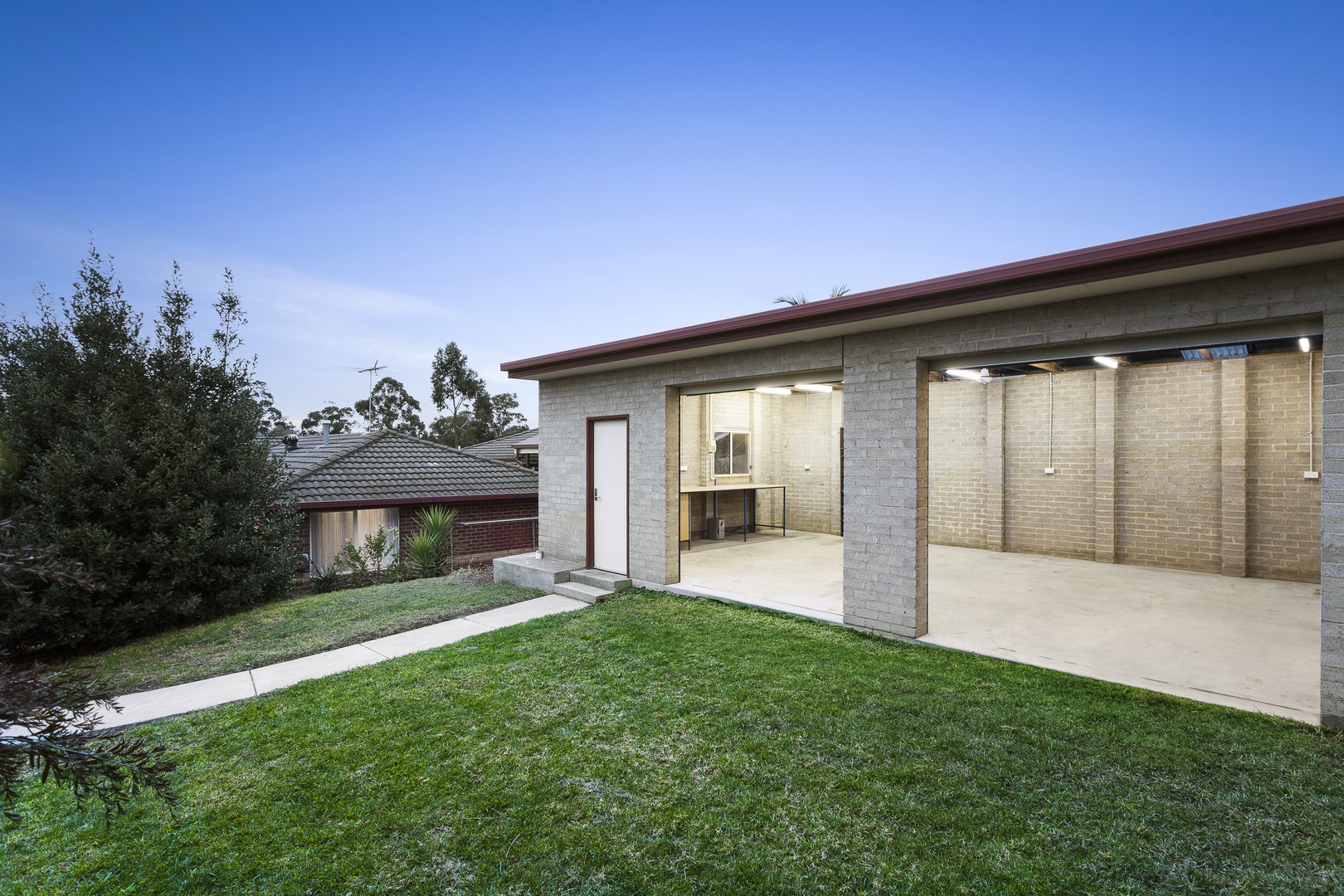 76 North Road Lilydale, VIC 3140 Sold Barry Plant