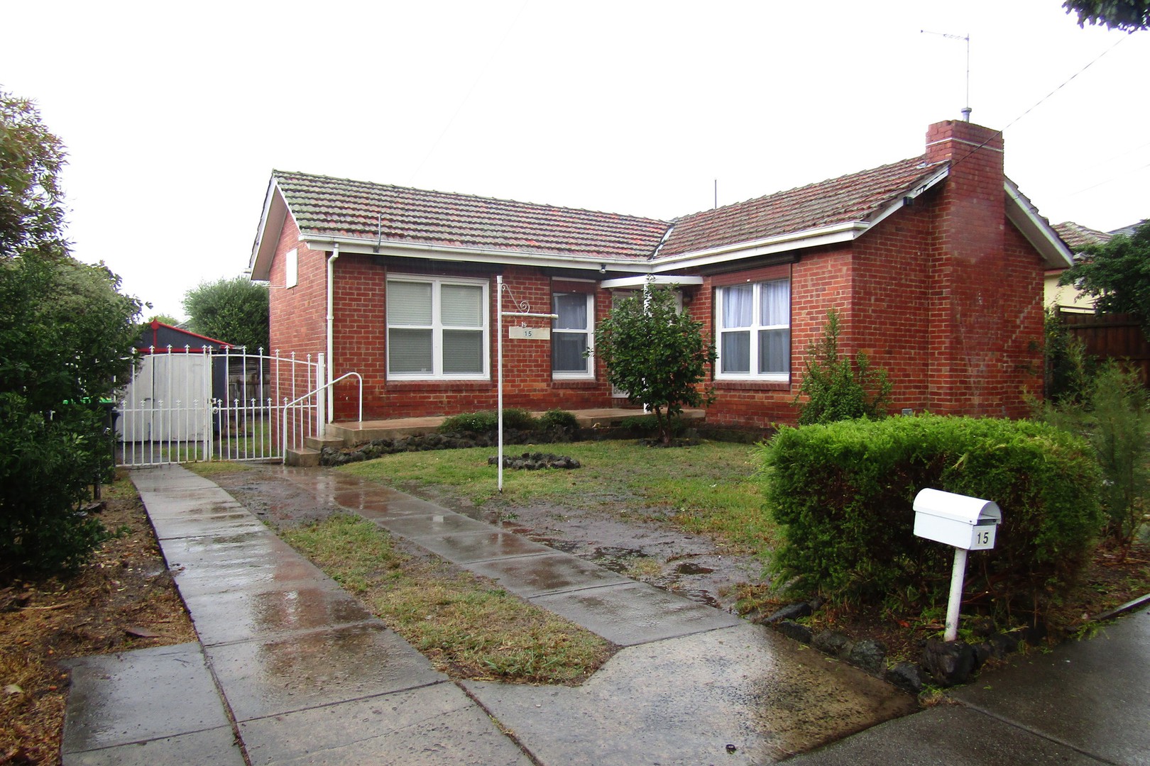 15 Dwyer Avenue Reservoir, VIC 3073 For Rent Barry Plant