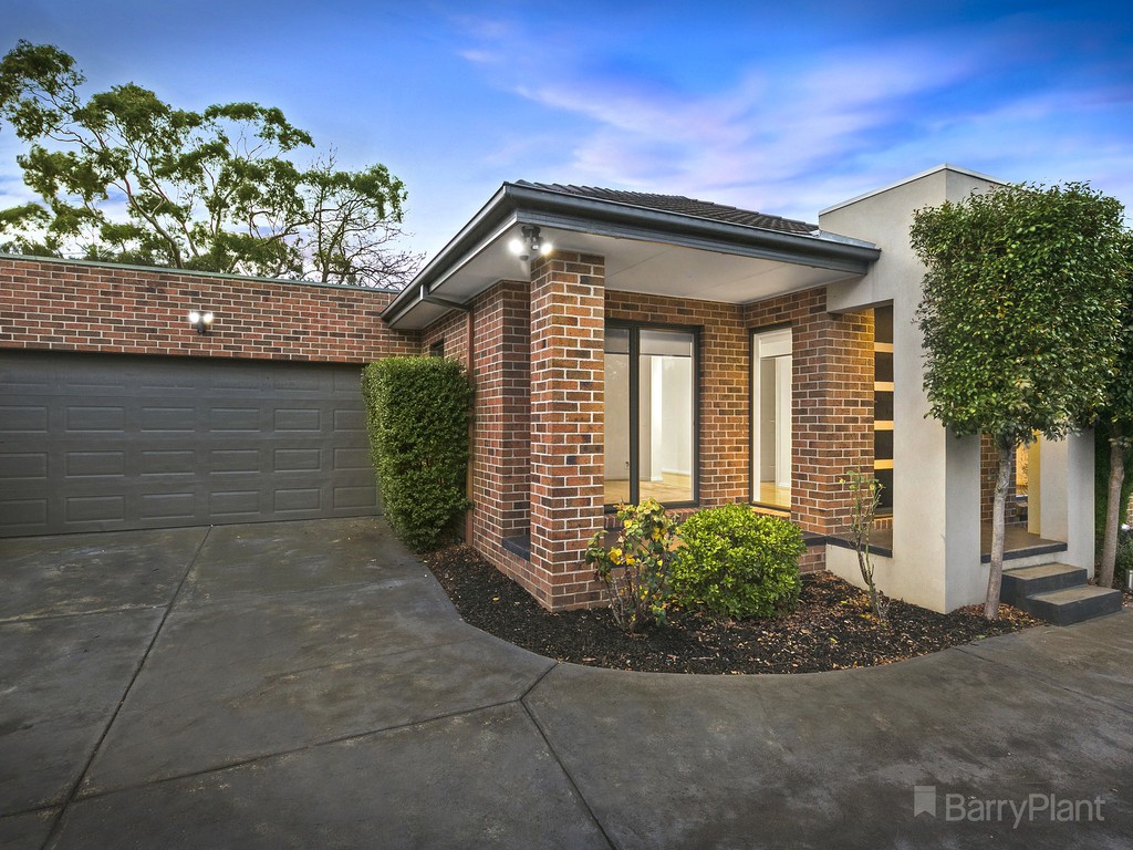 2/9 Jarvis Avenue Croydon, VIC 3136 Sold Barry Plant