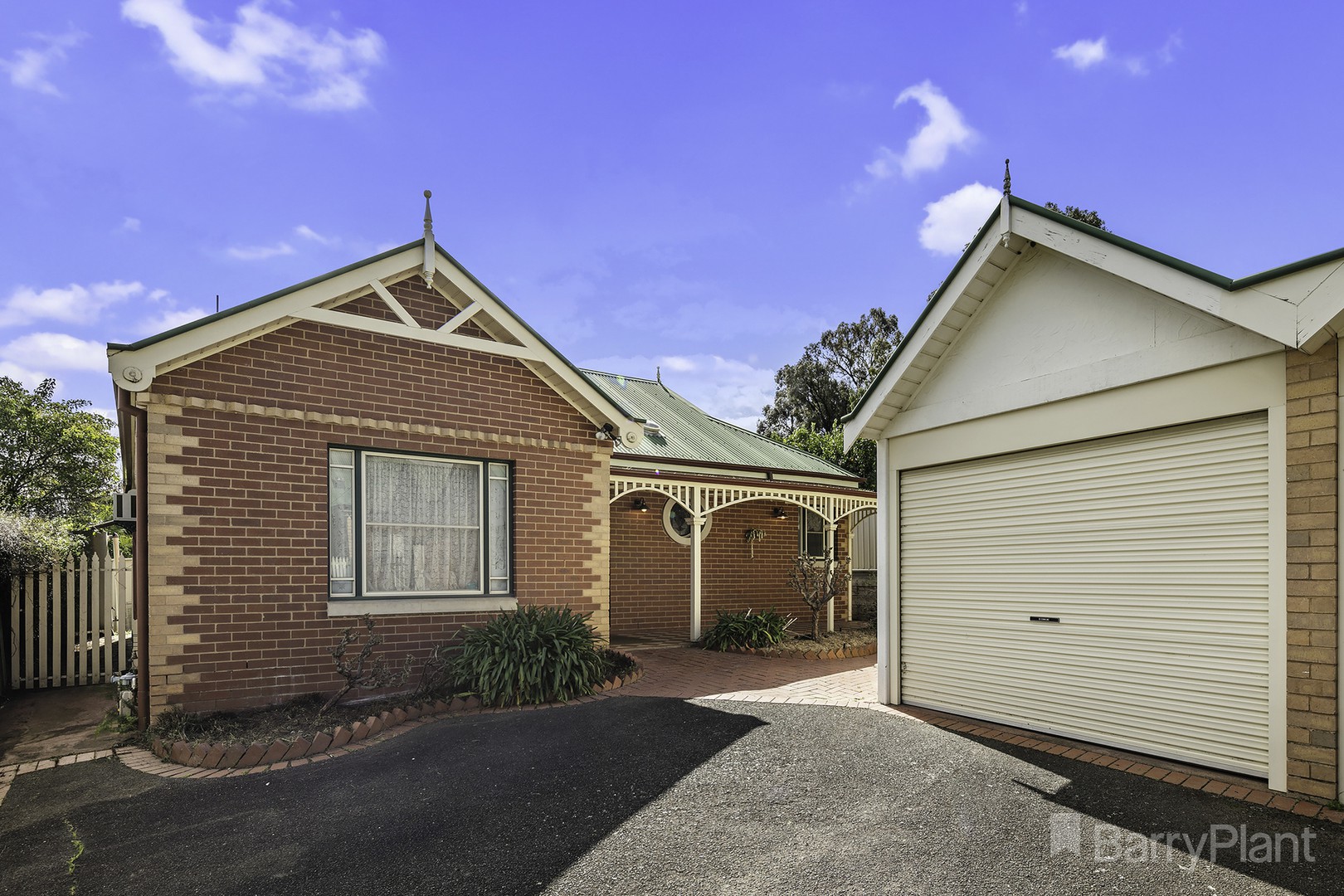 40B Harkness Street Quarry Hill, VIC 3550 Sold Barry Plant