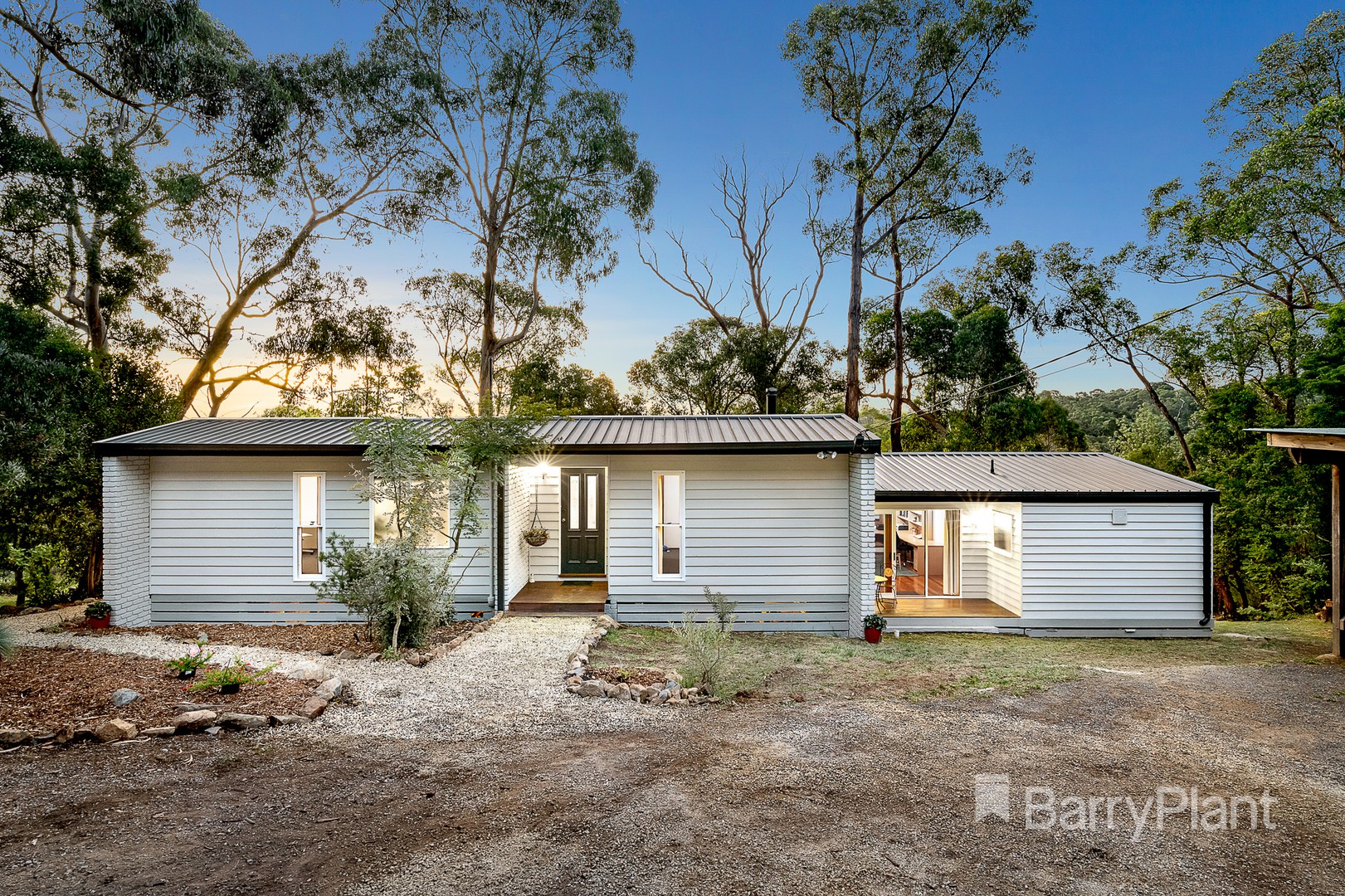 20 Reserves Road Mount Evelyn, VIC 3796 Sold Barry Plant