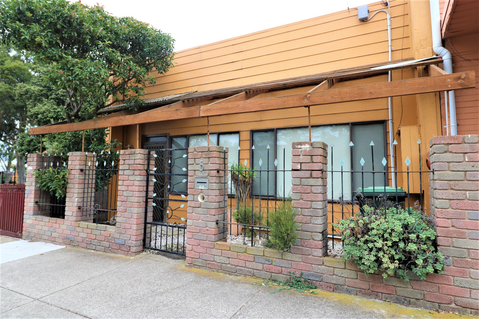 5 Fairlie Street Hamlyn Heights, VIC 3215 For Rent Barry Plant