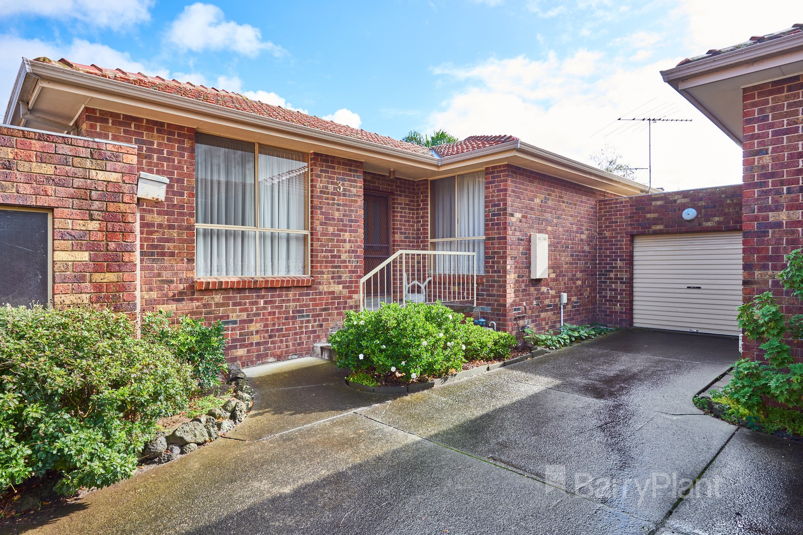 3/33 Paterson Road Springvale South, VIC 3172 Sold Barry Plant