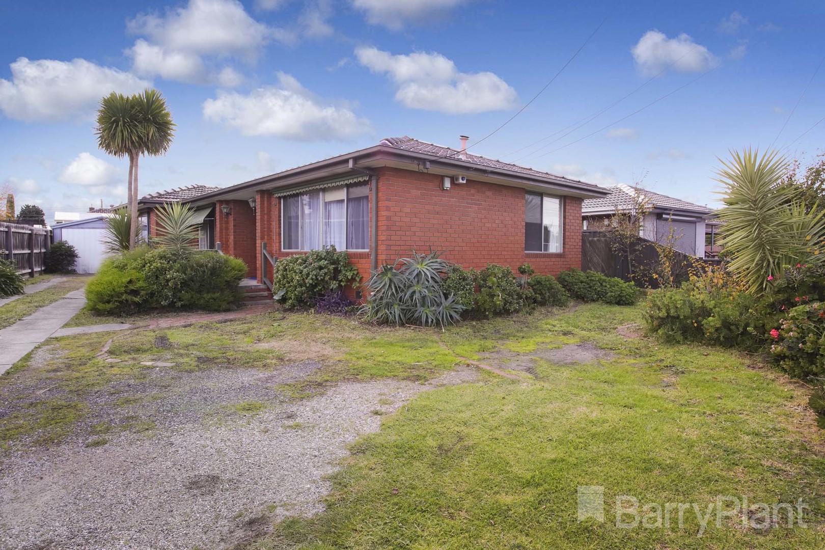 83 South Circular Road Gladstone Park, VIC 3043 Sold Barry Plant