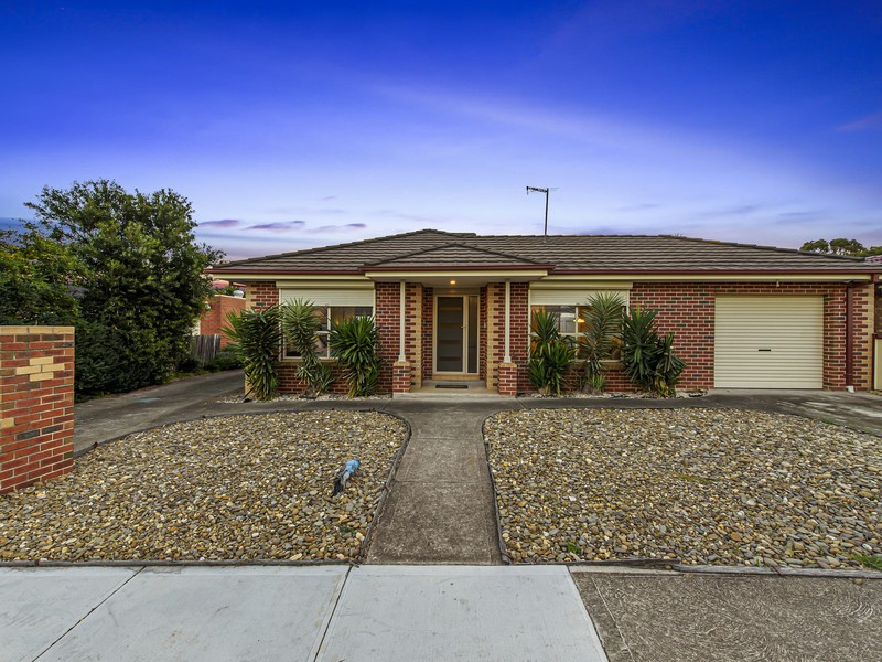 Latest Real Estate Property For Sale In Sydenham Victoria Barry Plant