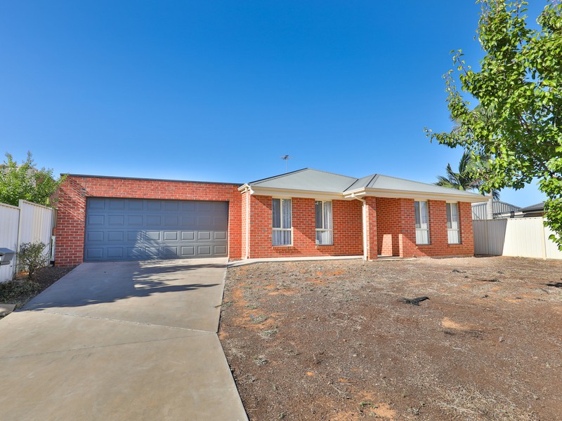 8 Spitfire Court Mildura , 3500