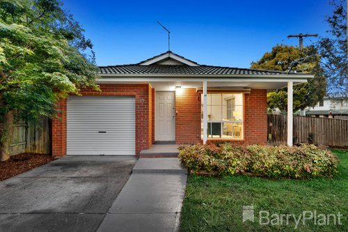 27 Adeline Street, Greensborough.jpg