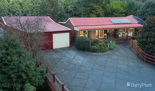 9 Bailey Road, Cockatoo.jpg