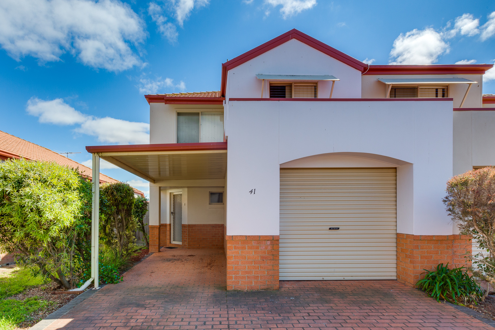 41/330 Sydenham Road Sydenham, VIC 3037 Sold Barry Plant