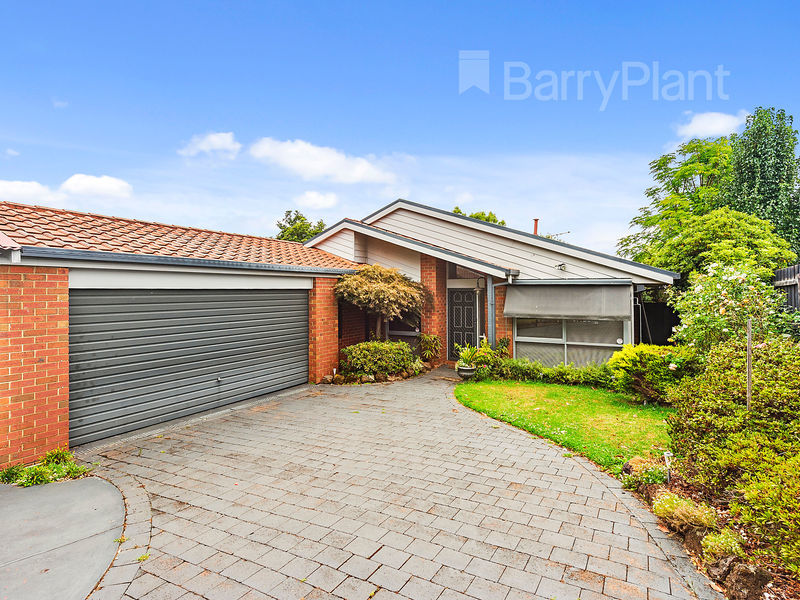 18 Corbert Court Ferntree Gully, VIC 3156 For Rent Barry Plant