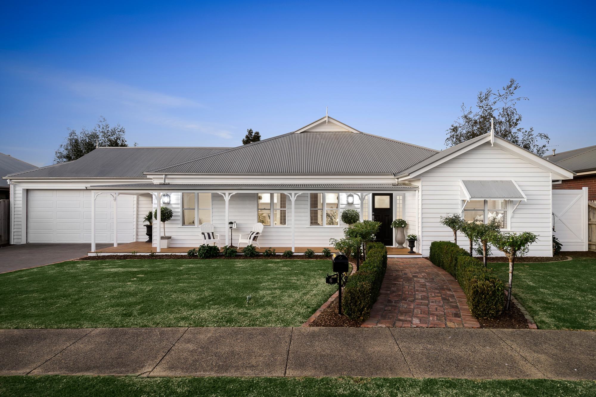 6 Lakeland Drive Doreen, VIC 3754 Sold Barry Plant