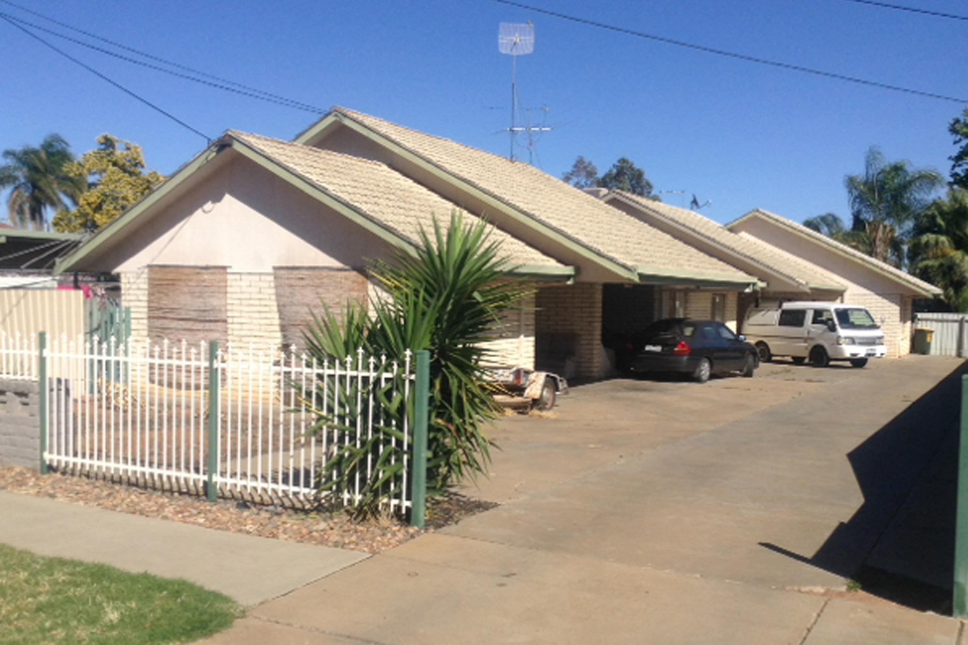 3/111 Ontario Avenue Mildura, VIC 3500 Sold Barry Plant