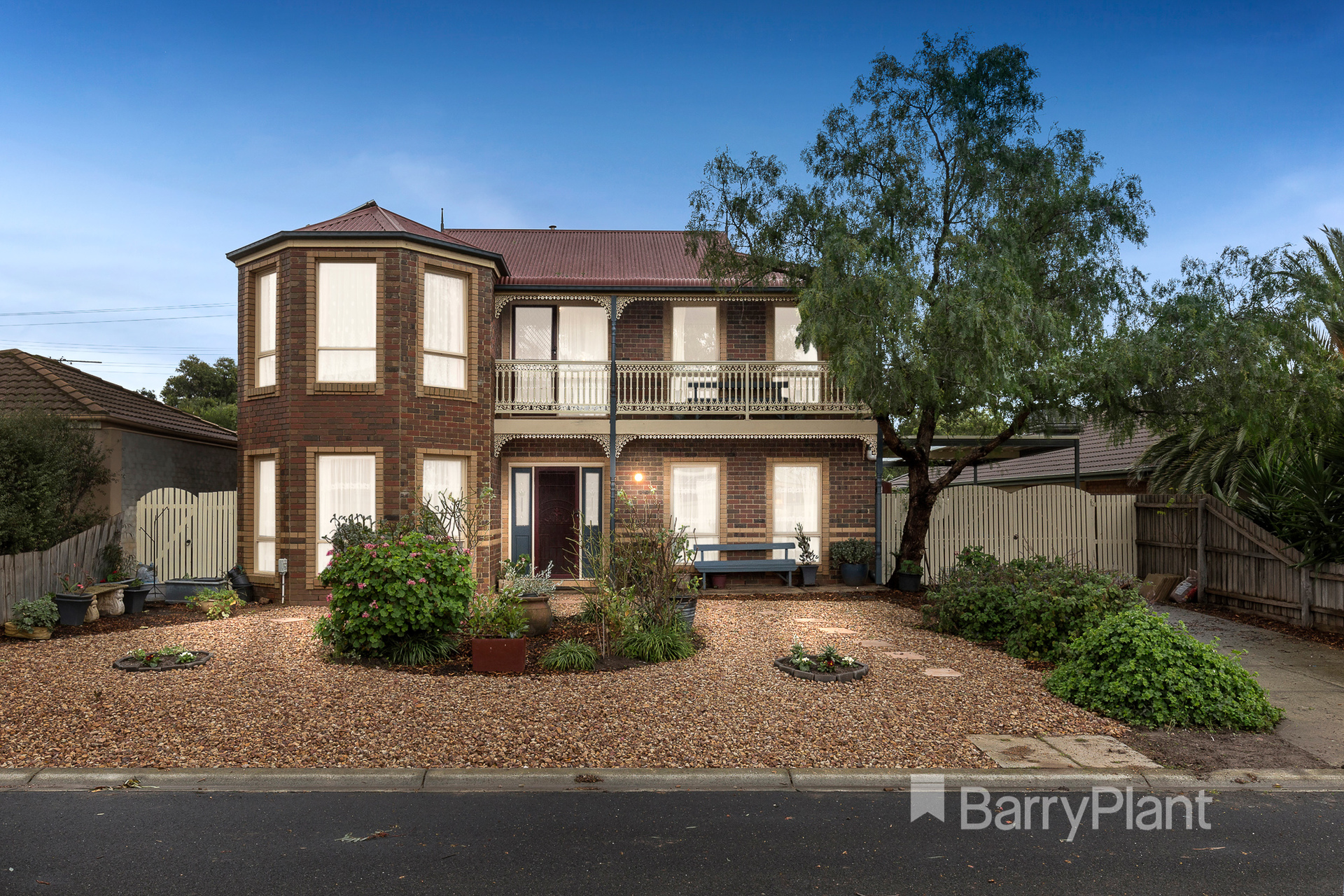 13 Quinlan Court Werribee, VIC 3030 Sold Barry Plant