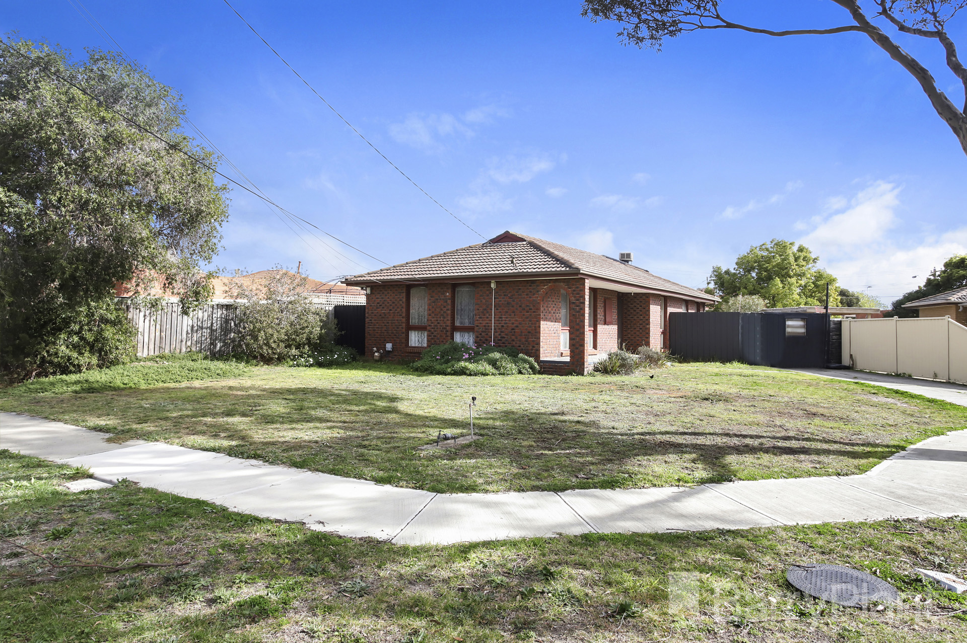 3 Jindara Court, Gladstone Park, VIC 3043 - Sold