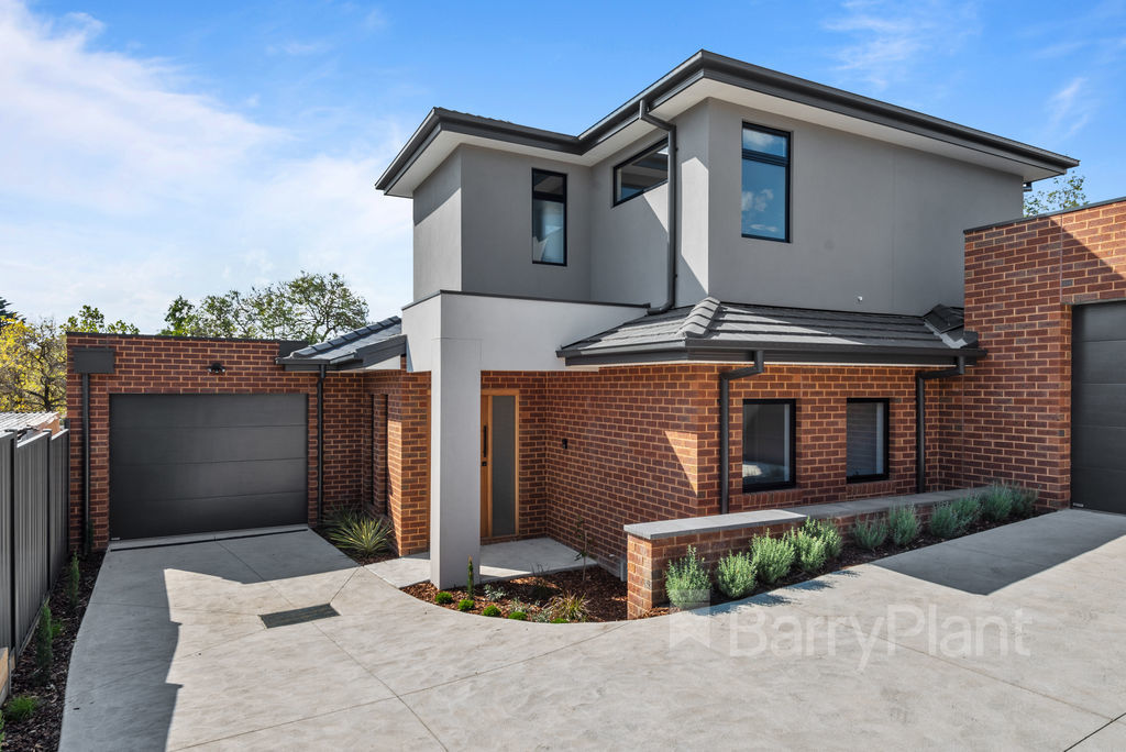 3/25 Linsley Way Wantirna, VIC 3152 Sold Barry Plant