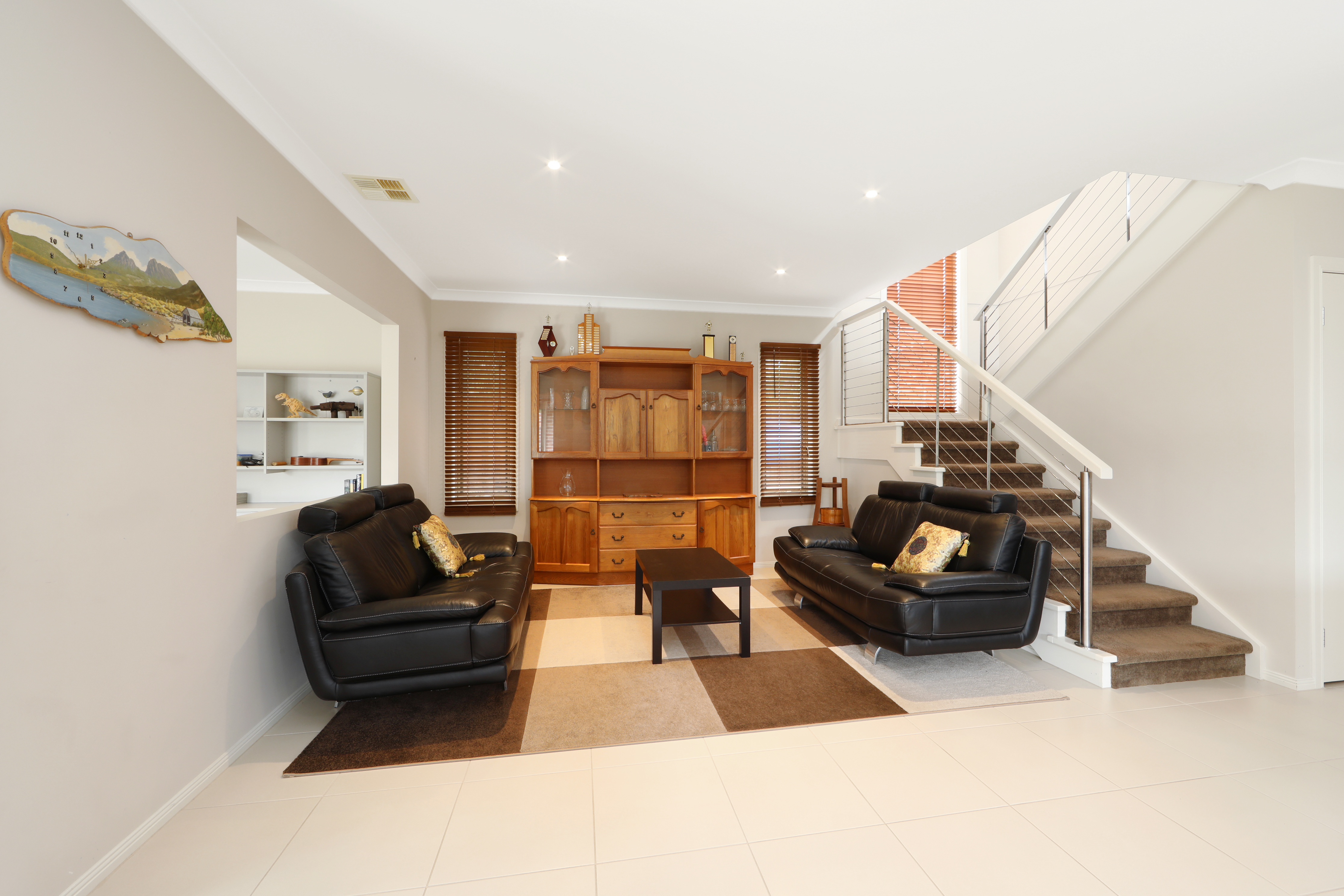 15 Riparian Way Ferntree Gully Vic 3156 For Rent