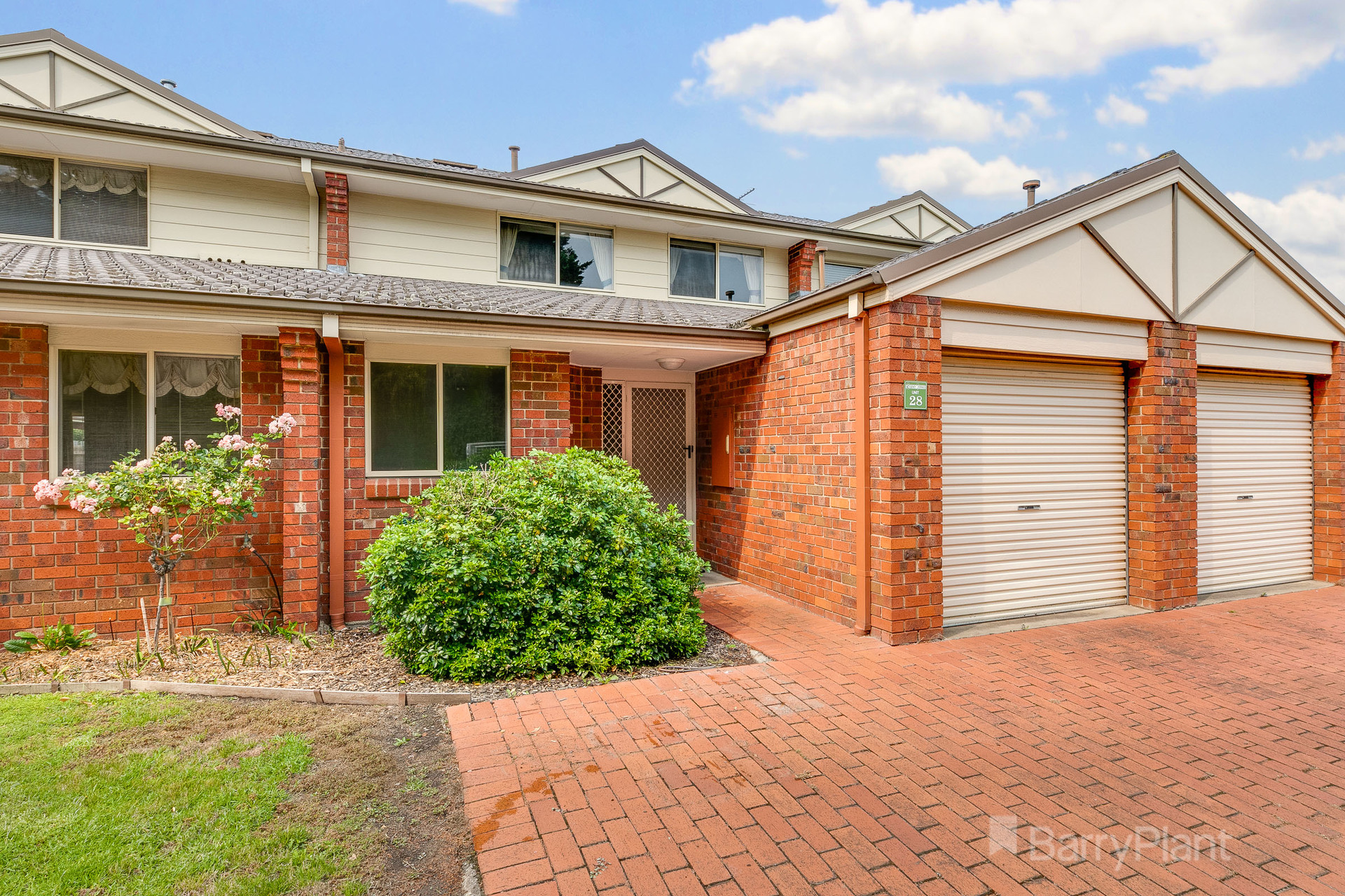28/517 William Road Berwick, VIC 3806 For Rent Barry Plant