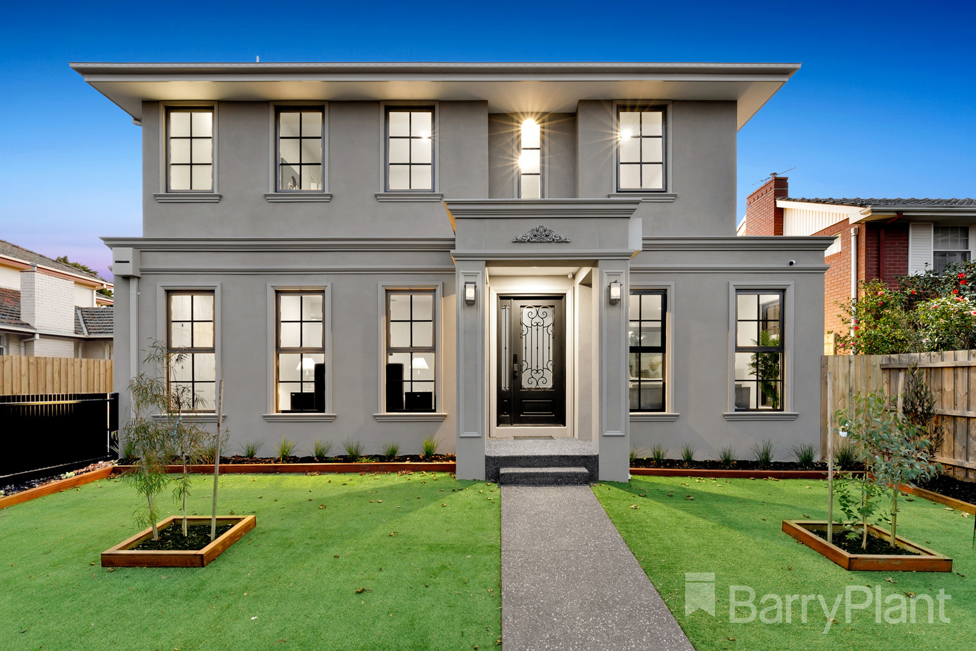 1/21 Blue Hills Avenue Mount Waverley, VIC 3149 Sold Barry Plant