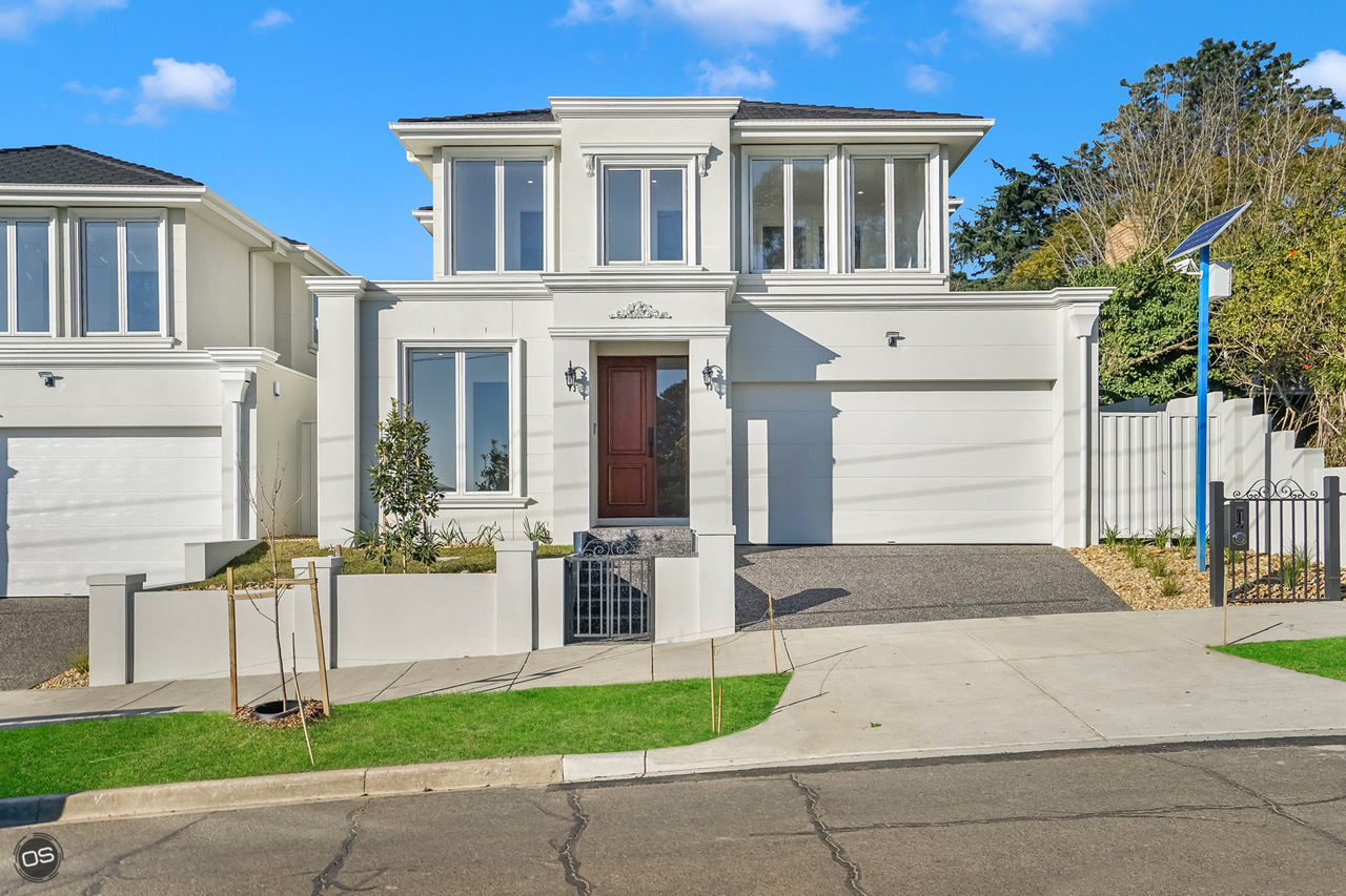 286C Highbury Road Mount Waverley, VIC 3149 Sold Barry Plant