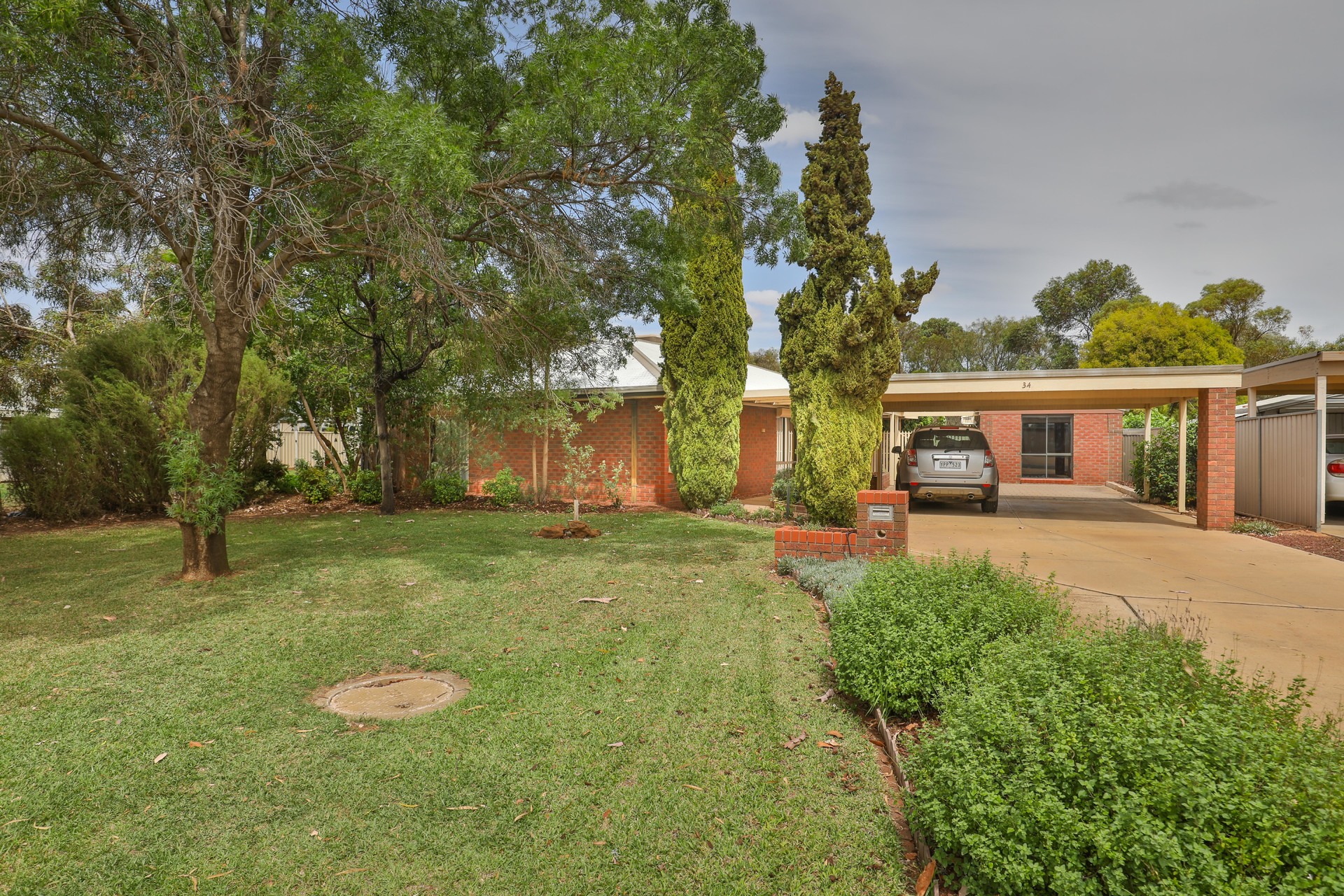34 Riverside Avenue Mildura, VIC 3500 Sold Barry Plant