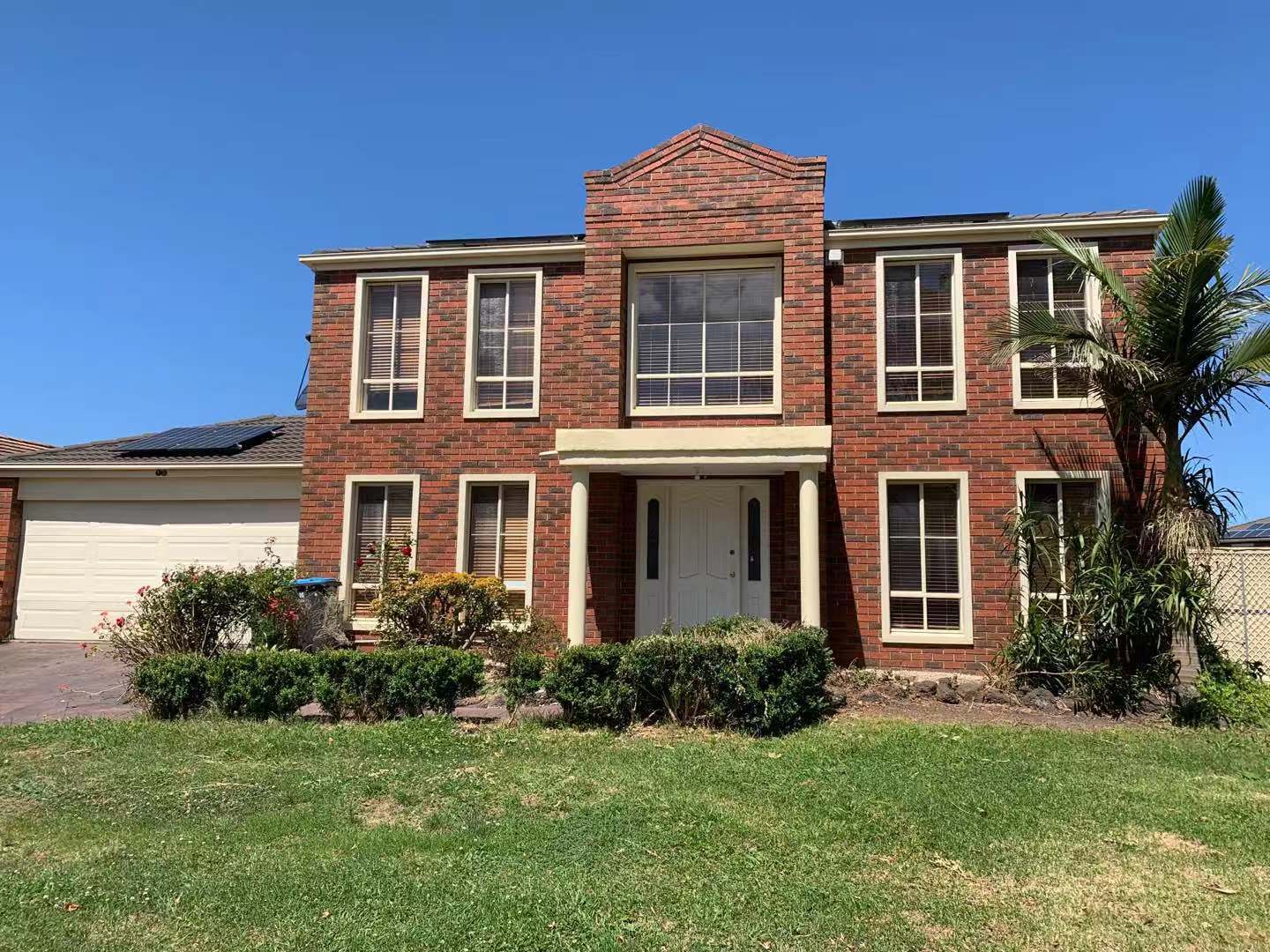 10 Condos Court Wantirna South, VIC 3152 Sold Barry Plant