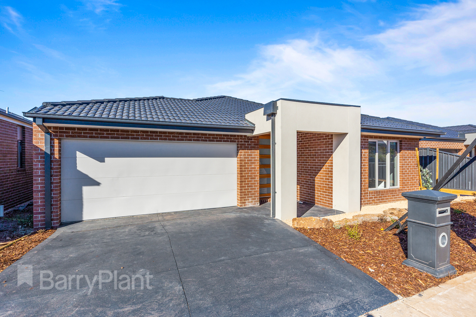31 Voyager Drive Fraser Rise, VIC 3336 For Rent Barry Plant