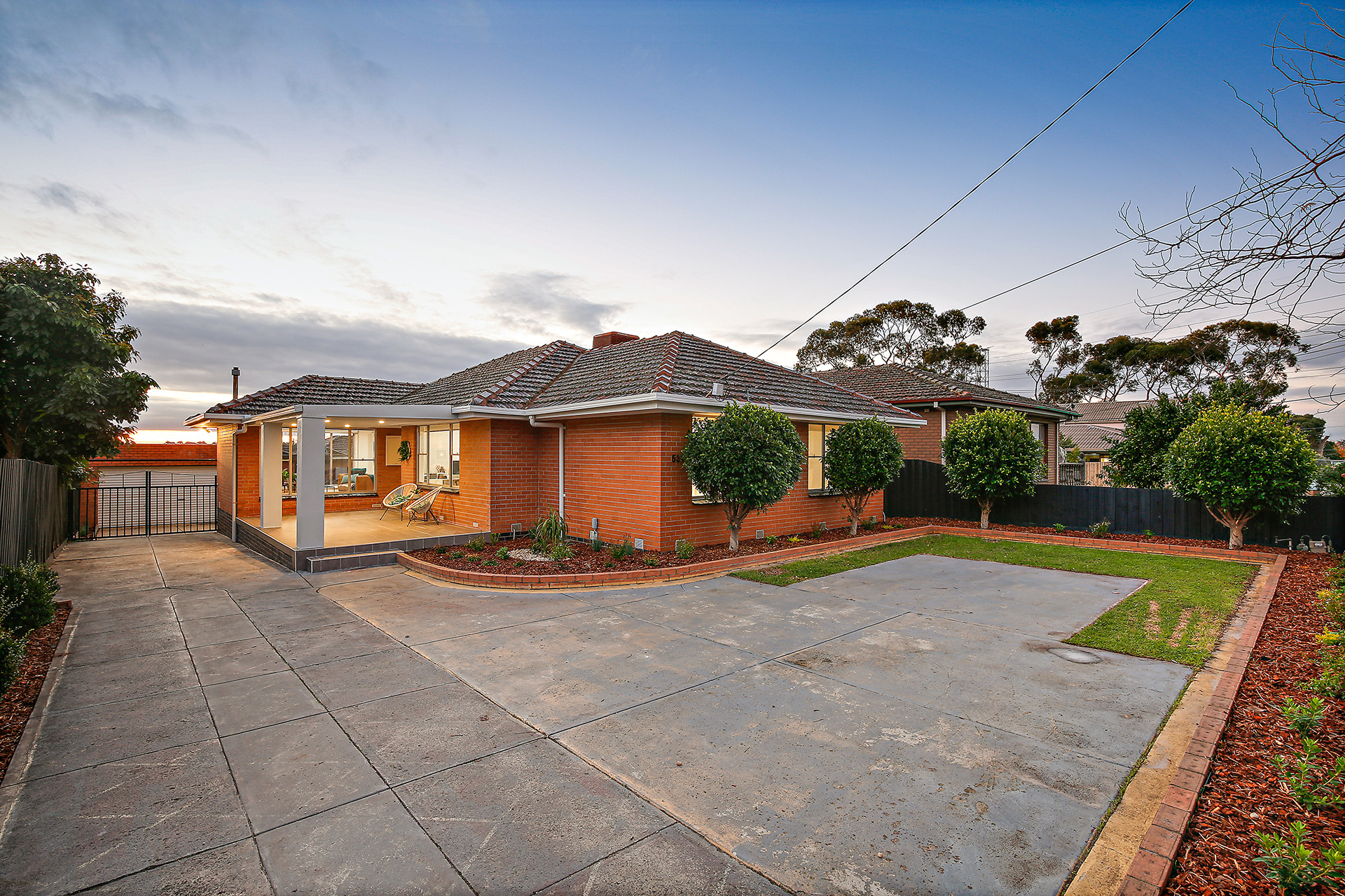 533 Clayton Road Clayton South, VIC 3169 Sold Barry Plant